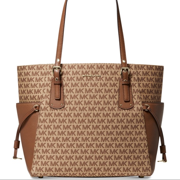 MICHAEL Michael Kors Handbags - Michael Kors-Jacquard Signature Voyager East West